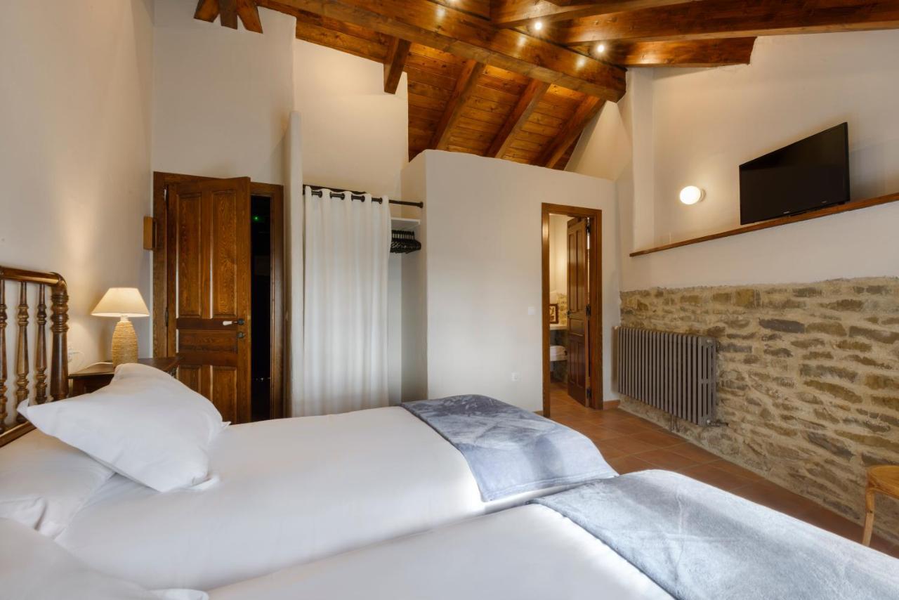 Os Ormos Casa Rural - Apartamentos - Habitaciones Espuéndolas 外观 照片